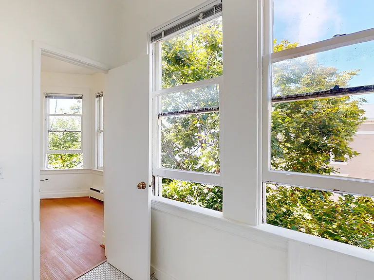 509 Greenwich St — Photo 5