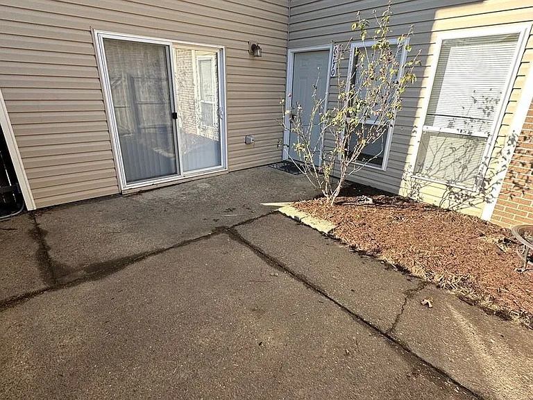 6770 Enchanted Oak Pl — Photo 2