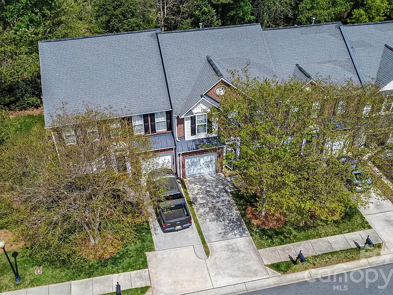 1802 Robinwood Village Dr — Photo 26