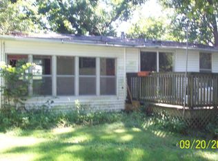 1105 Mine Rd, Du Quoin, IL 62832