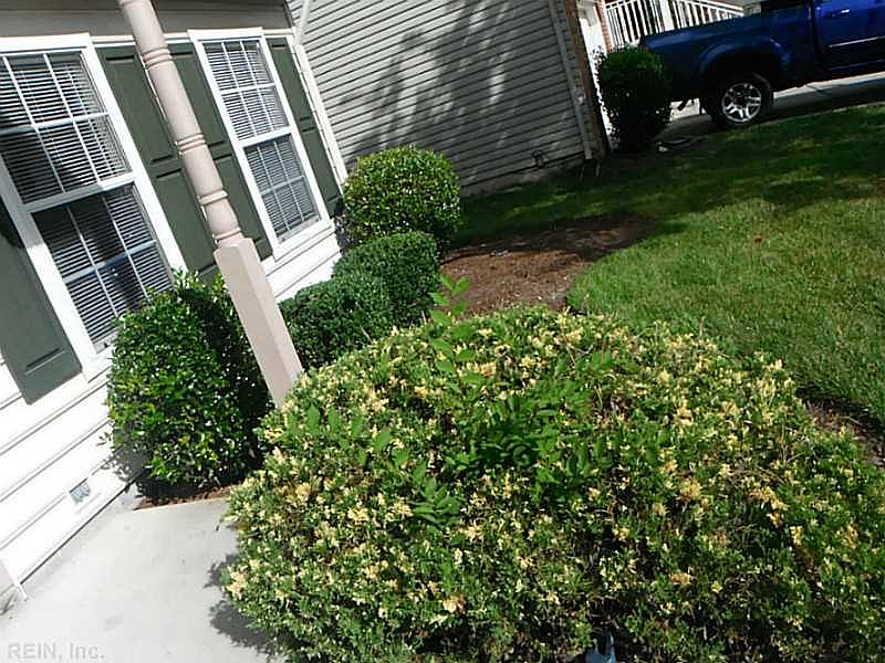 1st image of 3149 Guardhouse Cir