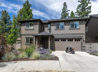2372 NW Debron Ln, Bend, OR 97703
