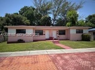 970 NE 133rd St #972, Miami, FL 33161