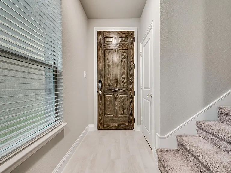 1078 Norias Dr — Photo 21