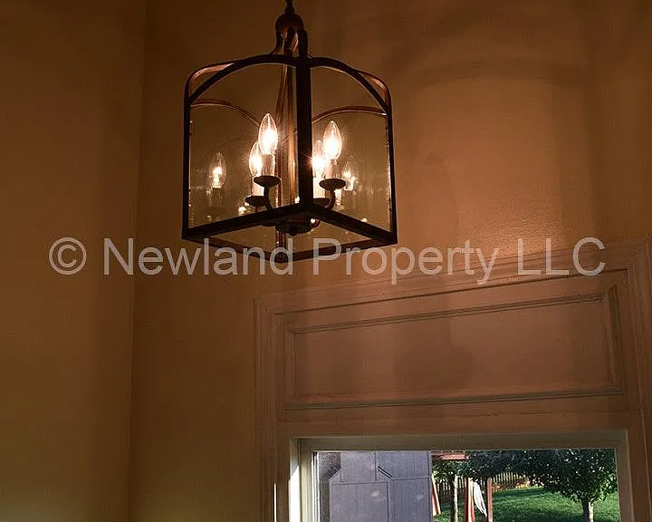 14306 S Summit Ct — Photo 16