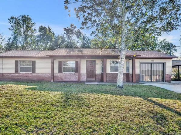 2812 Kraft Dr, Deltona, FL 32738