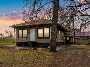 1162 Kern St, Waterloo, IA 50703