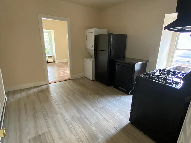 3723 Spring Garden St #3R — Photo 1