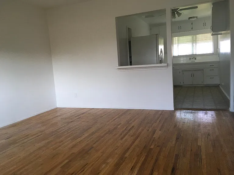 4041 S Centinela Ave #4 — Photo 3