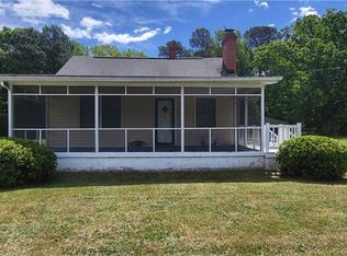 1018 Old Williamsburg Rd, Yorktown, VA 23690