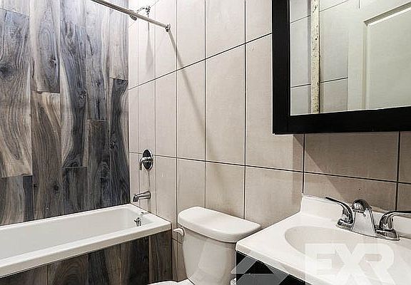 4th image of 24 Rogers Ave #2H