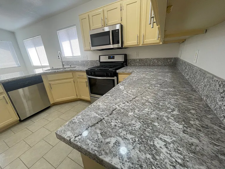7117 Old Village Ave — Photo 22