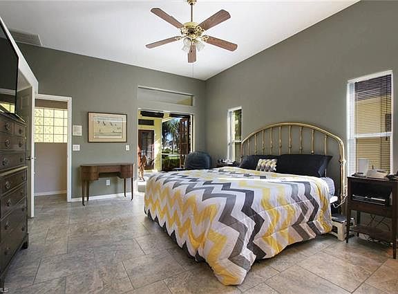 3rd image of 9088 Palm Island Cir