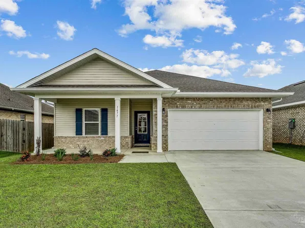 2799 Avalon St, Cantonment, FL 32533