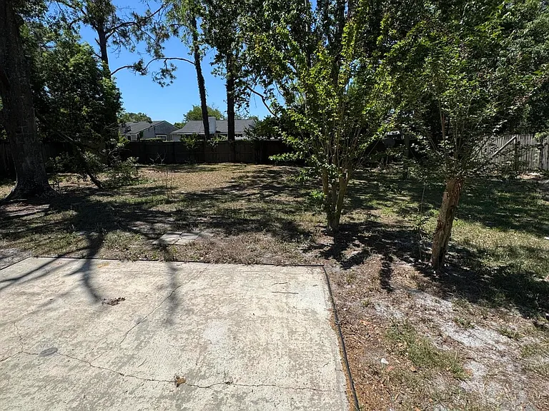 8321 Crosswind Rd — Photo 17