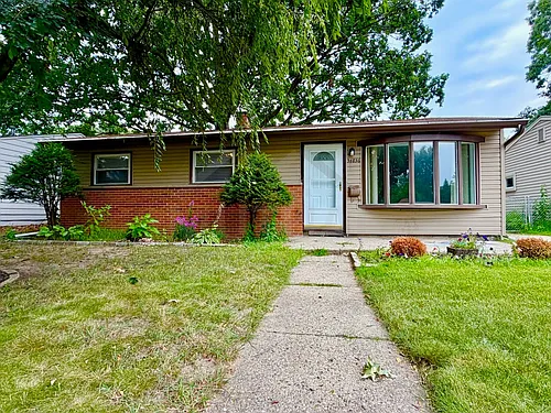 34856 Fairchild St Photo 1