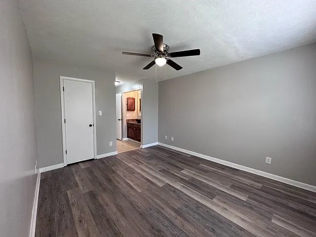 667 Bartons Landing Pl #1 — Photo 13