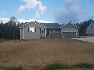 354 Twin Creeks Dr, Stokesdale, NC 27357
