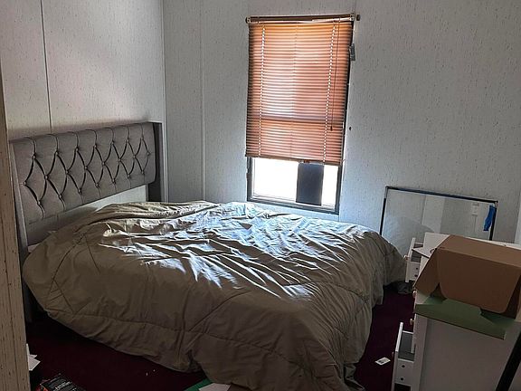 3rd image of 109 Stacy Lane