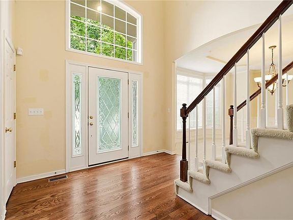 4th image of 5601 NE Misty Meadow Pl