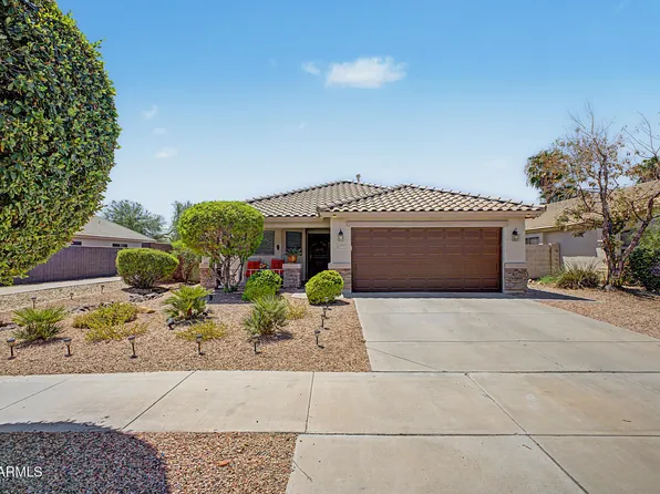 15777 W LATHAM Street, Goodyear, AZ 85338