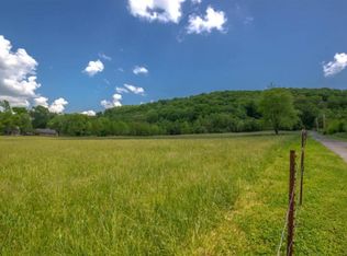 2R Carroll Creek Rd, Johnson City, TN 37601