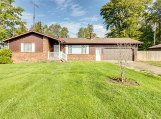 6029 Roach Rd, Croswell, MI 48422
