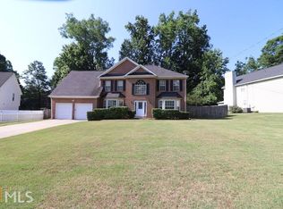 809 Conisburgh Ct, Stone Mountain, GA 30087