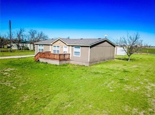 9640 Plainview Rd, Krum, TX 76249