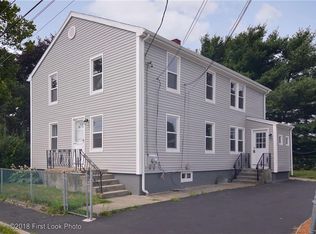 29 Middle St, Warren, RI 02885