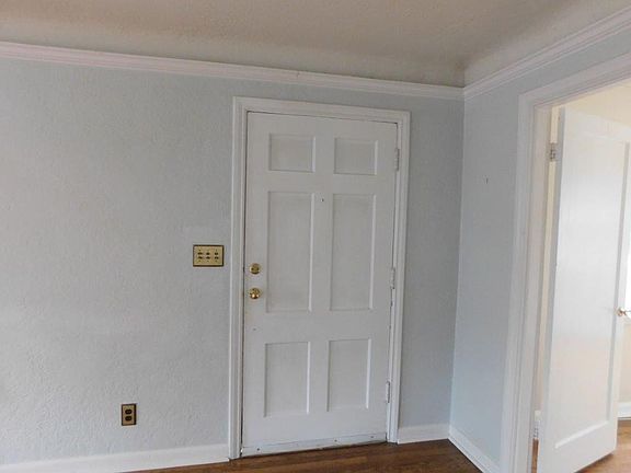 3rd image of 1412 S 6th St