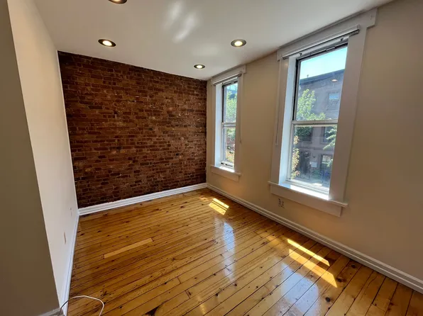 155 West 9th Street image 4 of 8