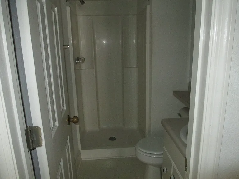 139 John Ct — Photo 10