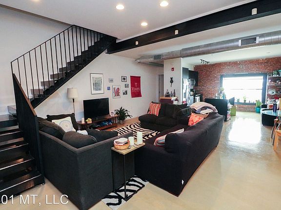 2nd image of 1401 Germantown Ave APT 1B