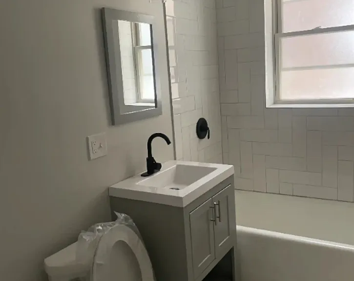 Fully Remodeled Bathroom