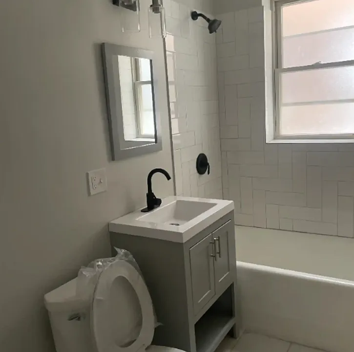 Fully Remodeled Bathroom