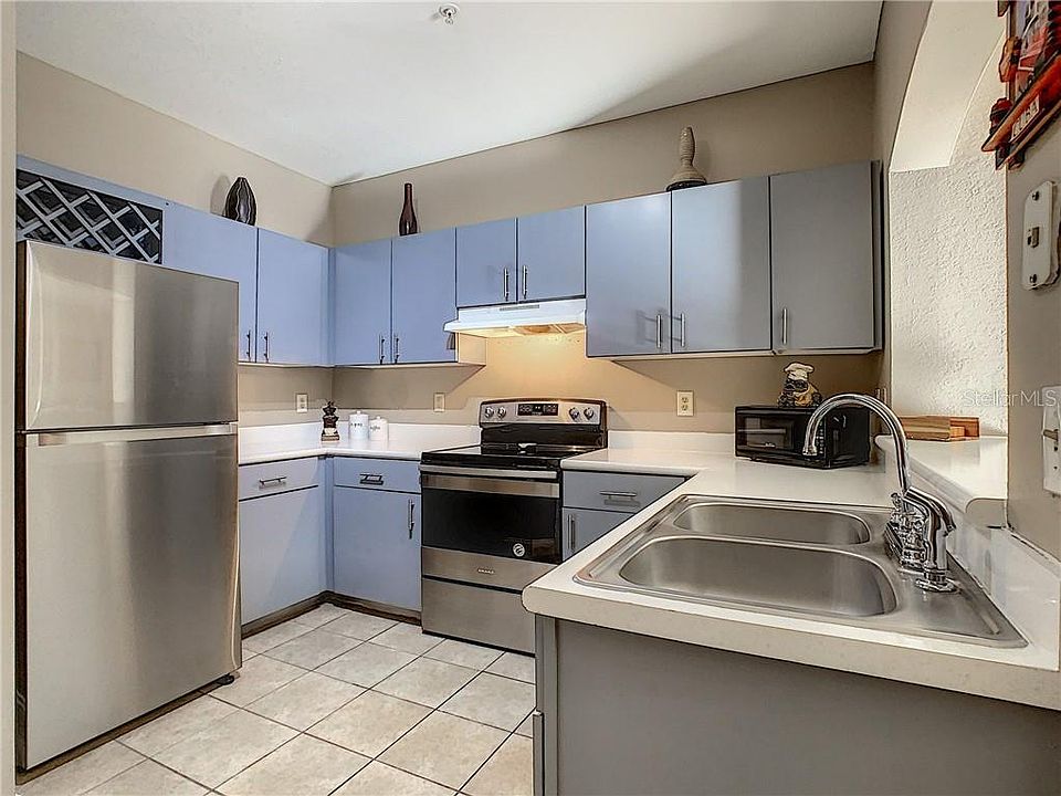 1st image of 102 Vista Verdi Cir Unit 200