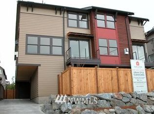 2620 NW 57th St #A, Seattle, WA 98107