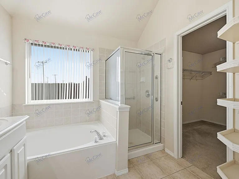 2229 White Rock Ln — Photo 17