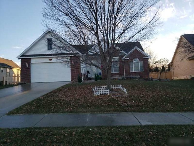 2nd image of 9128 Dublin Way