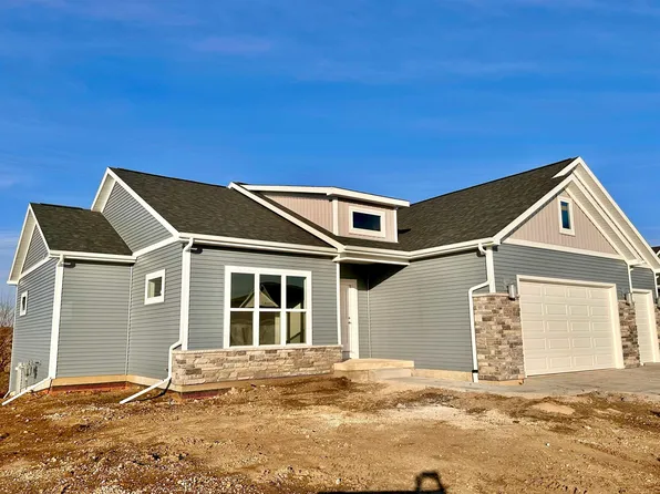 2308 Markens Gate, Stoughton, WI 53589