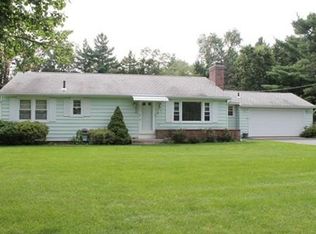7 Rochford Dr, Wilbraham, MA 01095