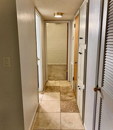 4th image of 2555 W Rose Ln APT A-105