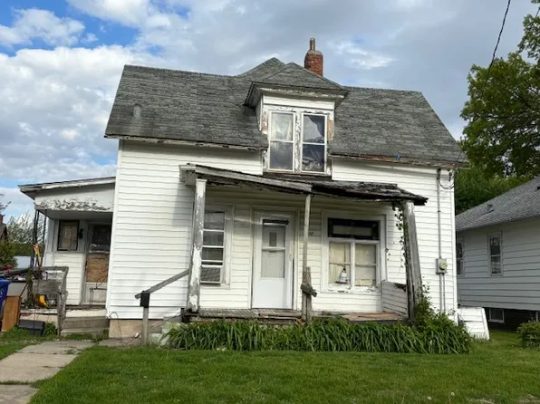 310 5th Ave, Kewanee, IL 61443