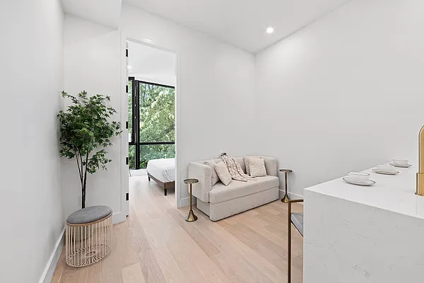 Rented by Doorway NYC, LLC | media 20