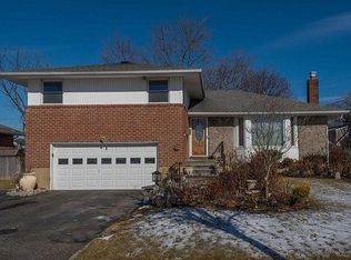 5 Lorraine St, Syosset, NY 11791