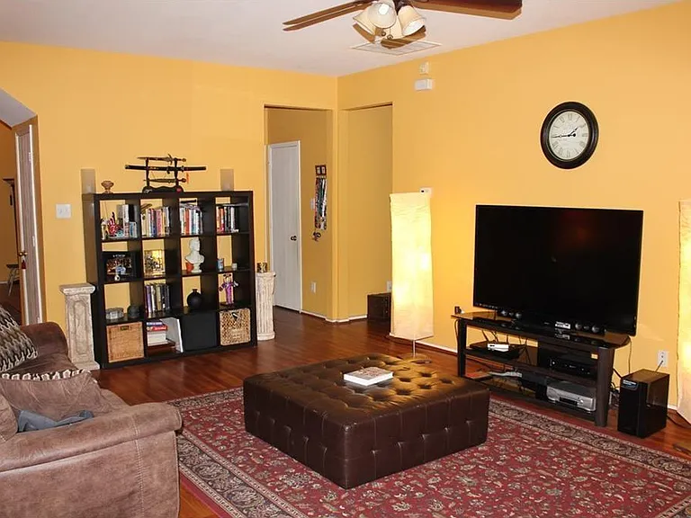 2425 Collier Dr — Photo 11