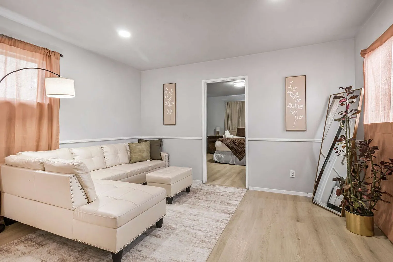 4 bed, 3.0 bath, $6,050 — Photo 2
