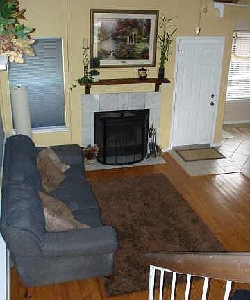 5th image of 700 Essex Pl