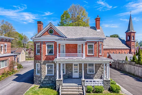 21 Ulster Ave #B Photo 1